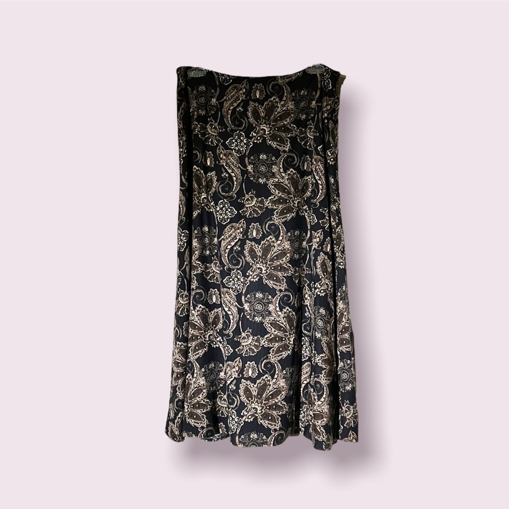 Croft&Barrow black/brown Floral long skirt size 8, medium